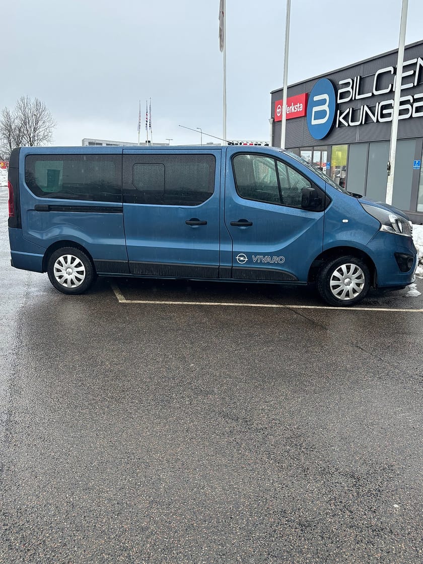 Bild 2 av Opel Vivaro Kombi 2.9t 1.6 CDTI B-kamera värmare 9-sitsar