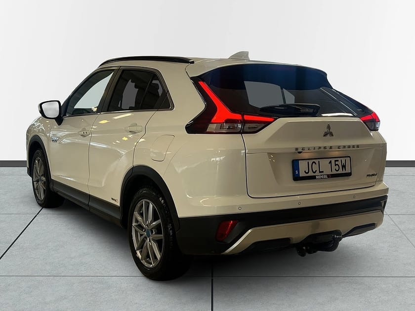 Bild 5 av Mitsubishi Eclipse Cross PHEV PLUG-IN 2.4 AWD MOMS Dragkrok Kamera CarPlay Psens S&V