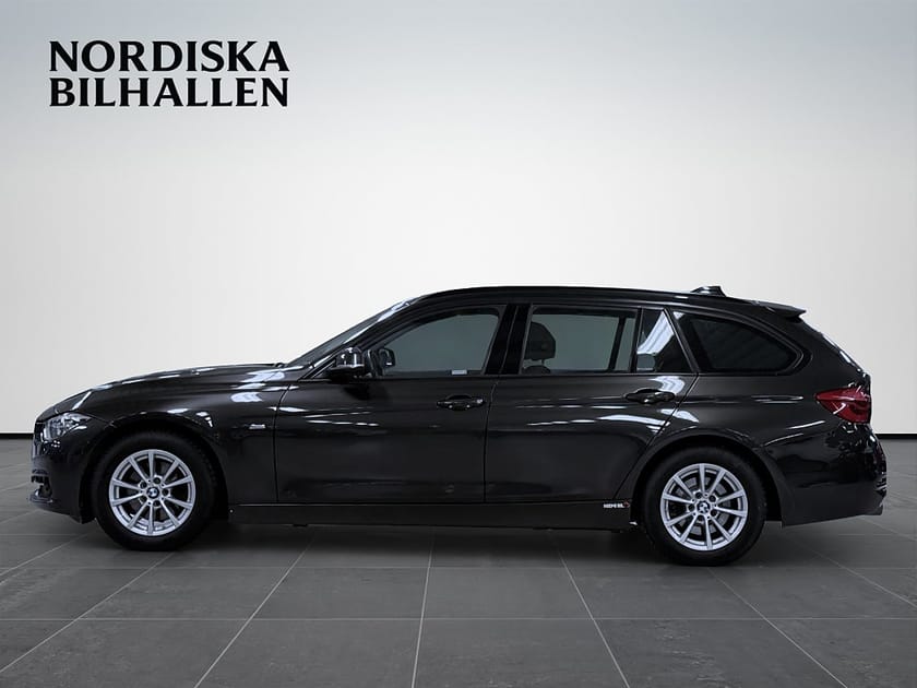 Bild 4 av BMW 320d Touring 320 *RESERVERAD*