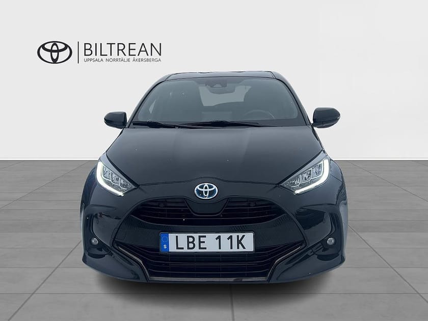 Bild 2 av Toyota Yaris Hybrid 1,5 Style Säkerhetspaket Vhjul ingår