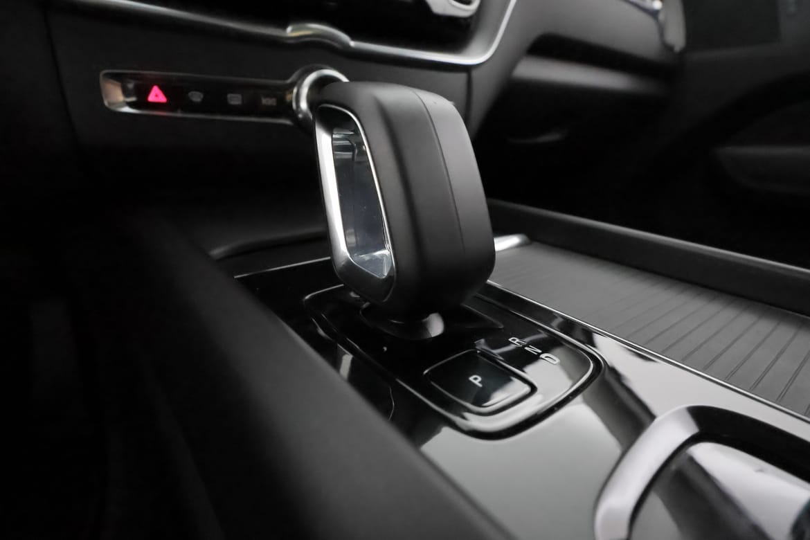 Volvo XC60 2023 - miniatyr 12