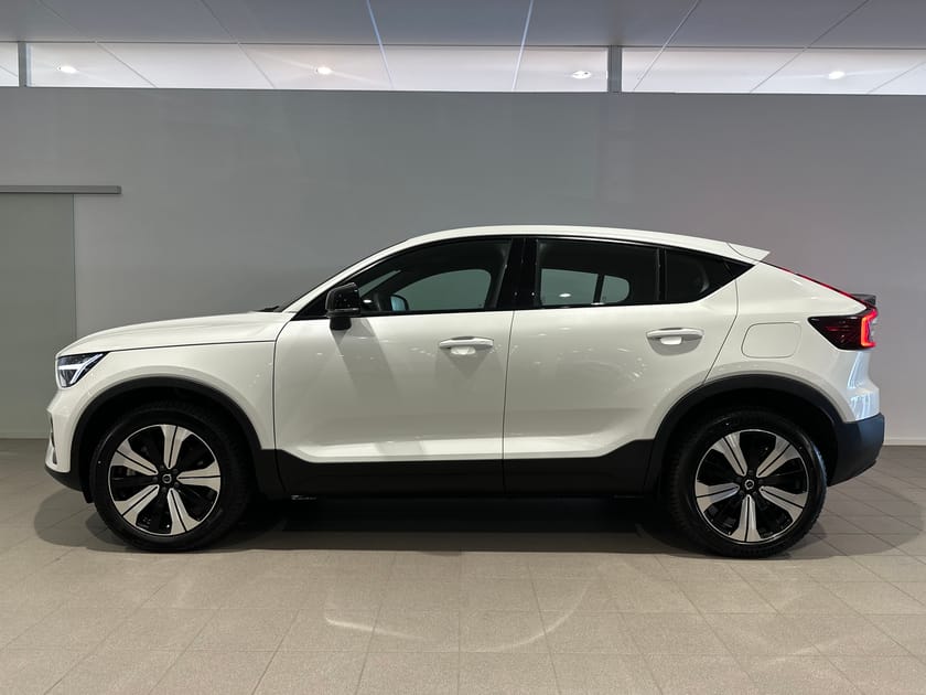Bild 3 av Volvo C40 Recharge Single Motor Core, Navigation, Panoramatak, backkamera, Dragkrok