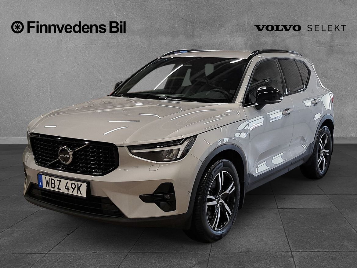 Volvo XC40 2025 - bild 1 av 11