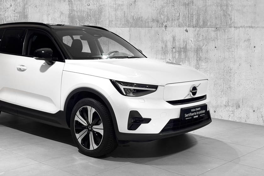 Bilde 2 av Volvo XC40 Recharge Single Motor Plus FWD PANO|19"