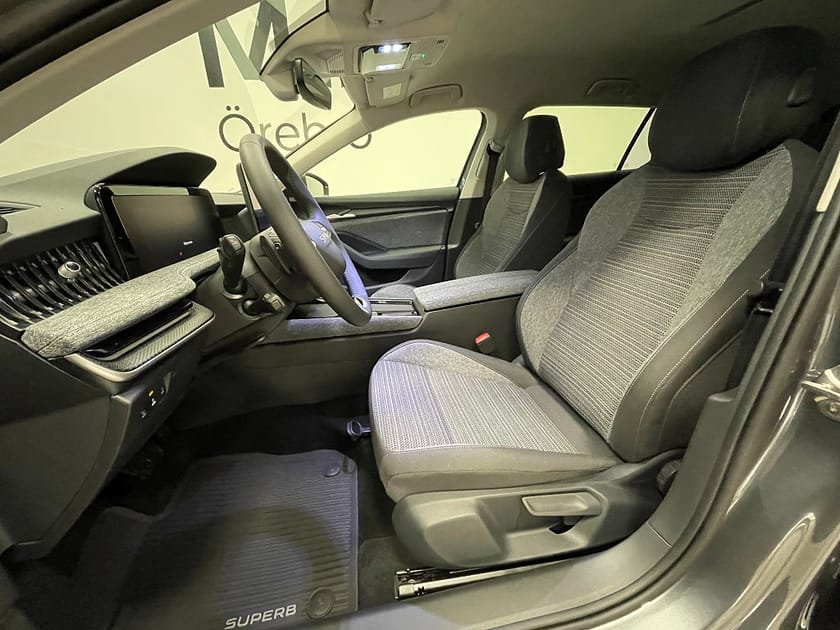 Bild 3 av Škoda Superb Kombi Skoda COMBI SELECTION 2,0 TDI 193 HK DSG 4X4 Lagererbjud