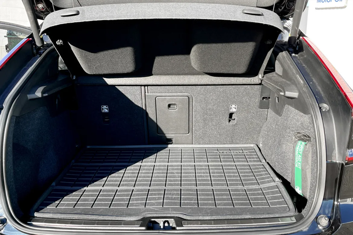 Volvo EC40 Twin Motor Performance