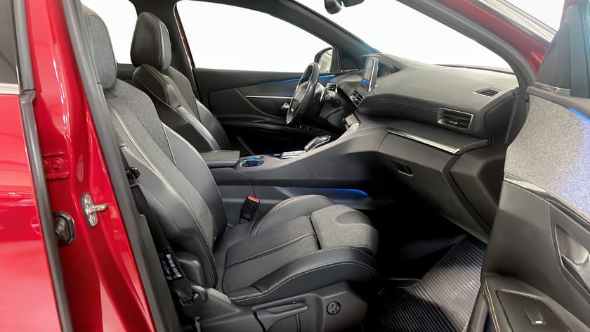 Bild 3 av Peugeot 3008 1.6 GT-Line 120HK / Drag / Pano / Focal