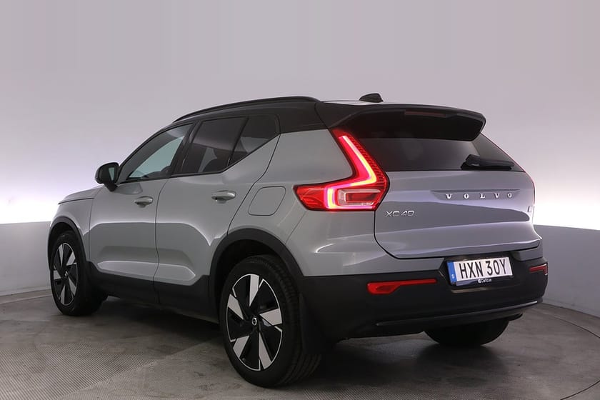 Bild 4 av Volvo XC40 Recharge Twin Ultimate Pano H/K 360 BLIS Elstol
