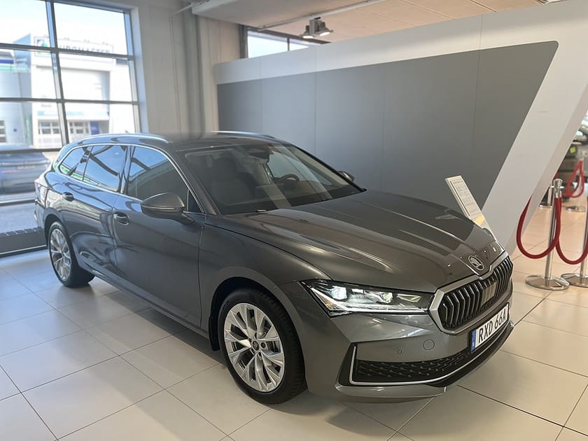 Bild 1 av Škoda Superb Kombi Skoda COMBI Selection 1,5 TSI DSG KAMPANJBIL fr.3998 kr/mån!