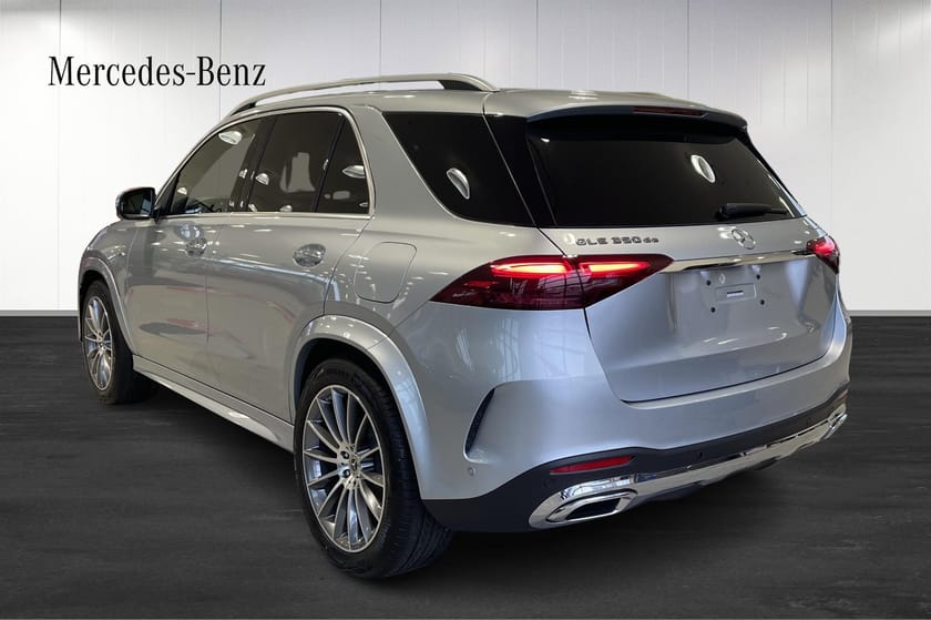 Bild 3 av Mercedes-Benz GLE 350 de 4MATIC SUV | AMG Line Premium | Dragkrok
