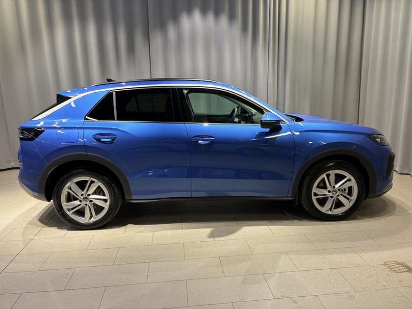 Bild 4 av Volkswagen T-Roc LIFE 1.5 ETSI 150 HK DSG, Led Plus, Teknikpaket, L