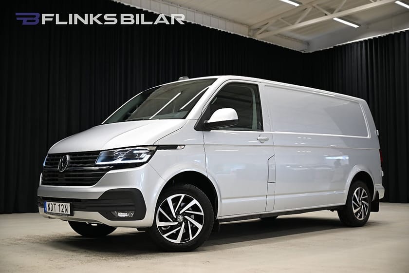 Bild 1 av Volkswagen Transporter dSG 150HK L2|Nedlackad|LED|17"|Uppvärmt-skåp|Lågmil