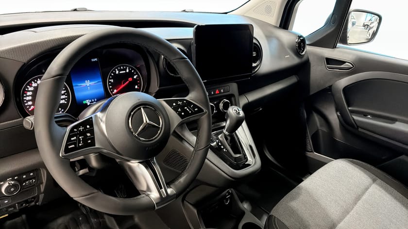 Bild 4 av Mercedes-Benz Citan 112 CDI SKÅP L2 SPECIAL EDITION