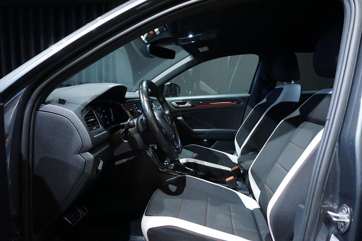 Volkswagen T-Roc 2018 - miniatyr 14