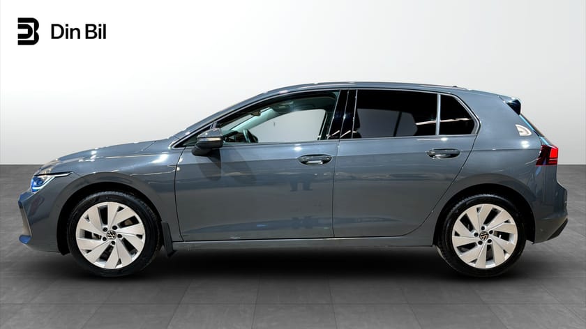 Bild 2 av Volkswagen Golf eTSI150 DSG P-värmare/Backkamera