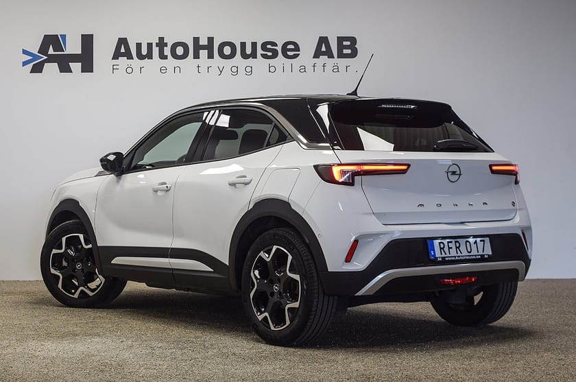 Bild 2 av Opel Mokka-e Ultimate Filhållningsassistent Matrix Backkamera BLIS