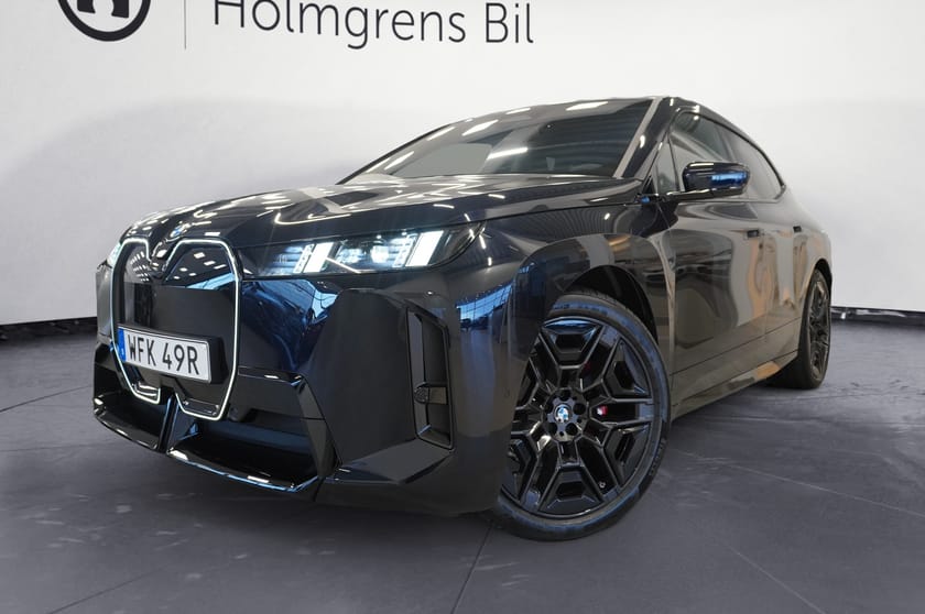Bild 1 av BMW iX xDrive45 Fully Charged M Sport Pro Ed Drag H K DA