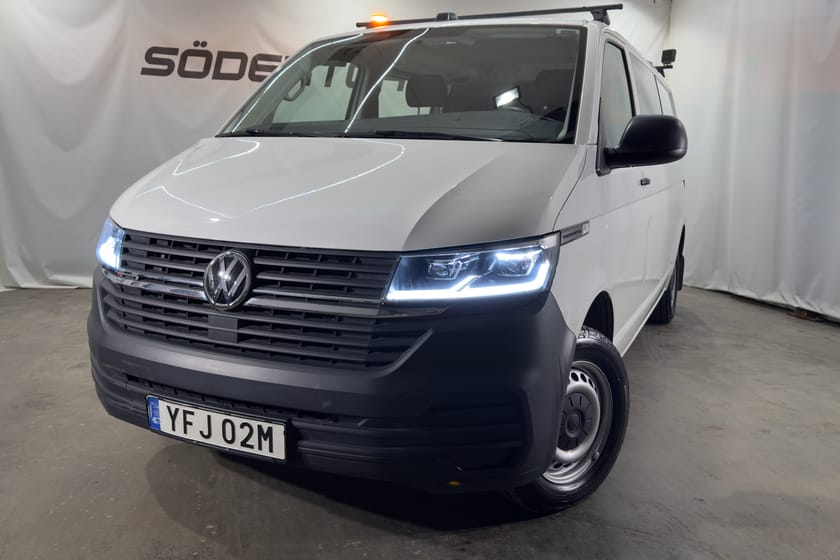 Bild 2 av Volkswagen Transporter Kombi T32 2.0 TDI 4M 5-SITS DRAG 1 ÄGARE MOMSBIL