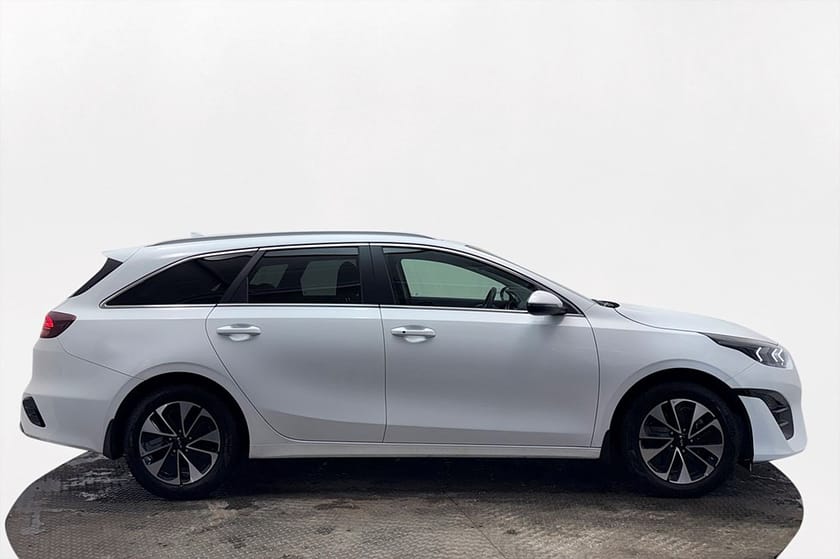 Bild 5 av Kia Ceed Sportswagon Plug-in Hybrid SW Advance Navi Kamera Keyless CarPlay MOMS