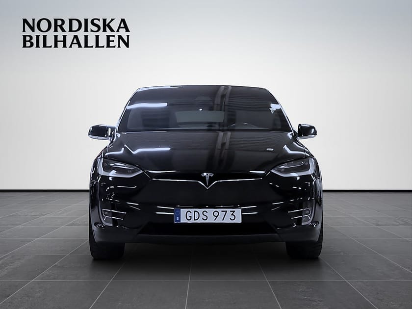 Bild 2 av Tesla Model X 75D Pano Backkamera