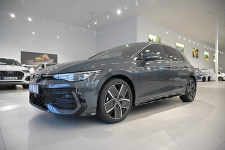 Volkswagen Golf R-Line 2.0 TSI 204 hk 4Motion