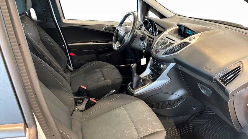 Bild 3 av Ford B-Max KAMREM BYT/ DRAG/ 1-ÄGARE/ FULLSERVAD