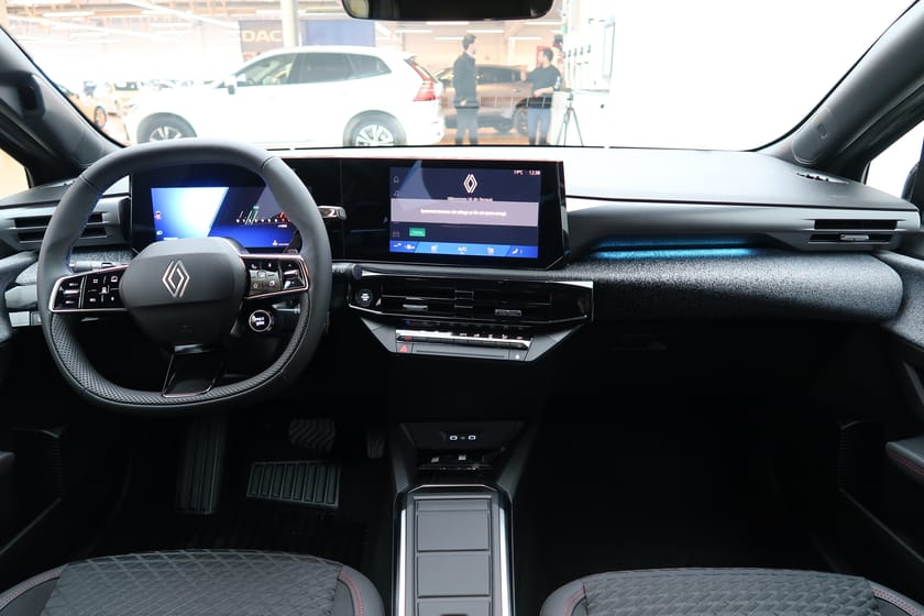 Bild 5 av Renault Clio TCe 115 Techno Privatleasing från 3990kr/mån