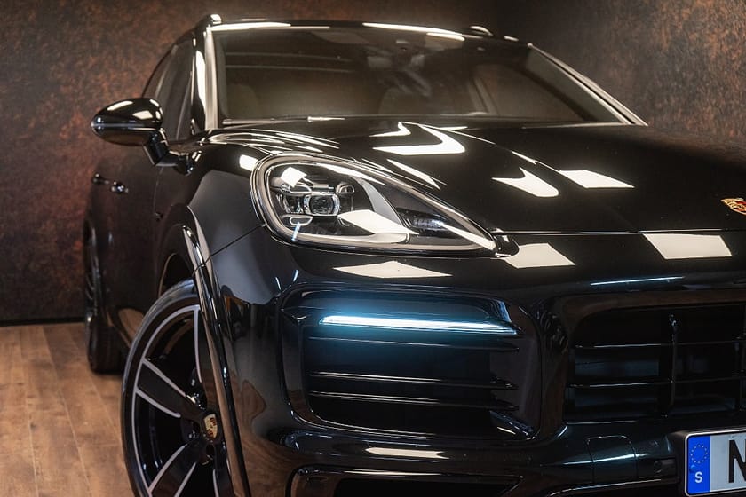 Bild 4 av Porsche Cayenne E-Hybrid Platinum Edt. | MOMS | SE SPEC | 6494 kr/mån