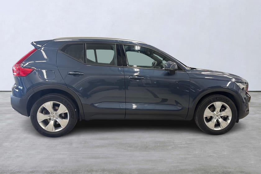 Bild 3 av Volvo XC40 B4 II FWD Bensin MomAdv NaviPro Edt