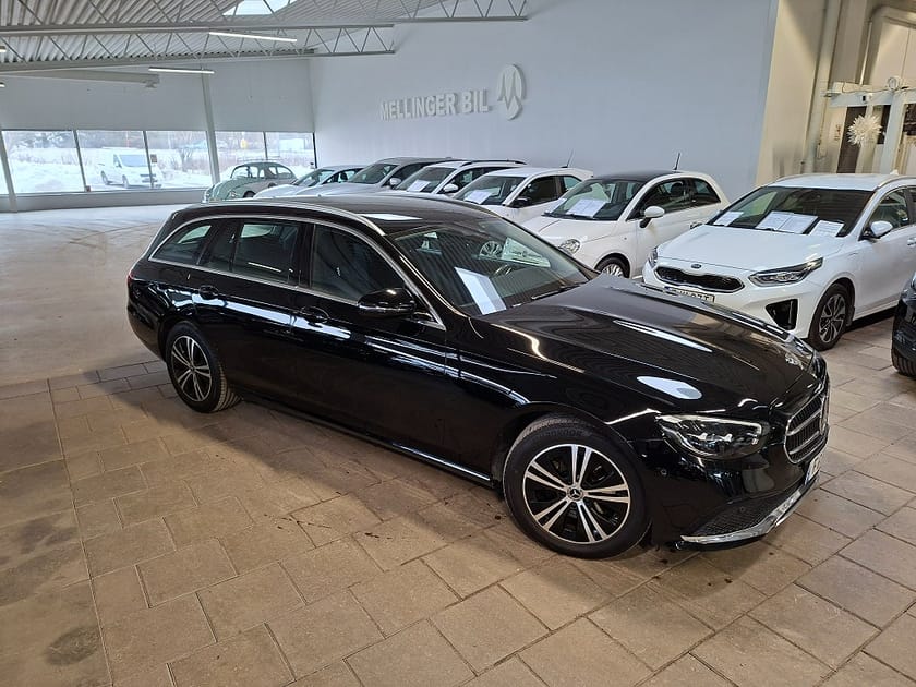 Bild 2 av Mercedes-Benz E 220 T d 4MATIC 9G-Tronic Avantgarde Navi (4980 mil)