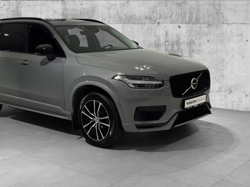 Bilde 2 av Volvo XC90 7 Seats Recharge T8 Plus Dark SEMI.EL.HF|20"|H&K|KLIMA.PK