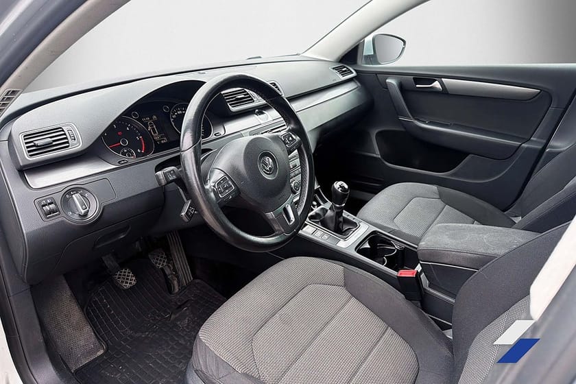 Bild 4 av Volkswagen Passat Variant 2.0TDI 4Motion Värmare Drag Kamera SoV-däck