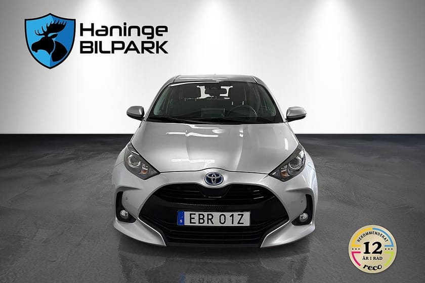 Bild 3 av Toyota Yaris Hybrid CVT Active/SUPERDEAL 3,95%/B-KAMERA/KAMKEDJA