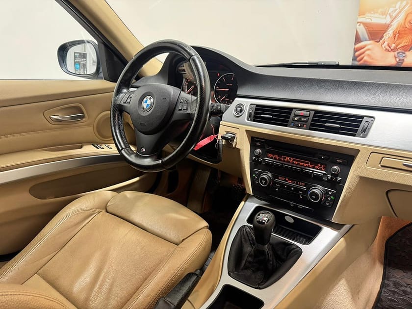 Bild 2 av BMW 320d xDrive Touring 320 Euro 5
