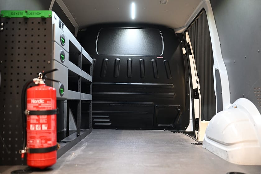 Bild 5 av Volkswagen Transporter DSG 150HK Dieselvärmare|V-Inredd|LED|EnÄgare|Leasbar