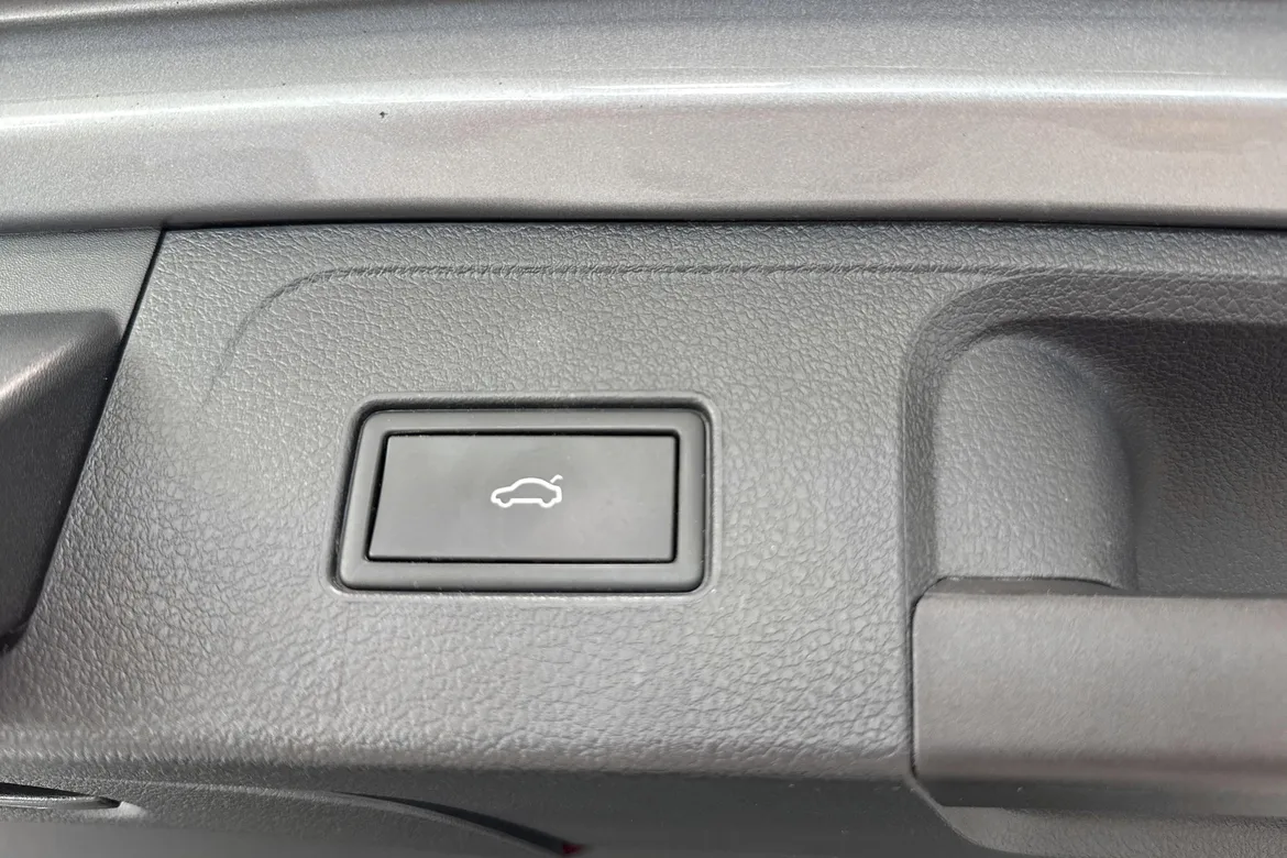 picture of a car