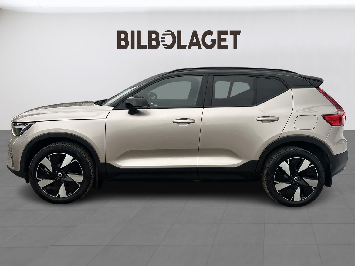 Volvo XC40 2024 - miniatyr 2