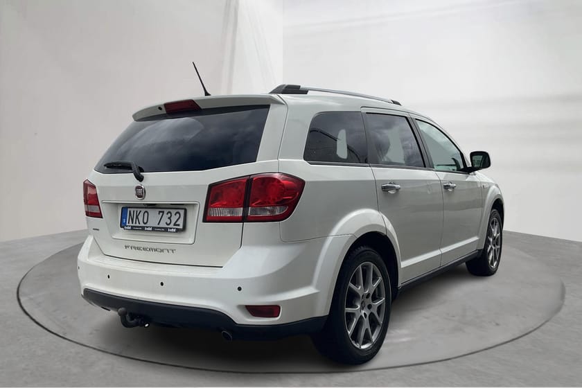 Bild 5 av Fiat Freemont 2.0 AWD (170hk) 7-sits Reparationsobjekt