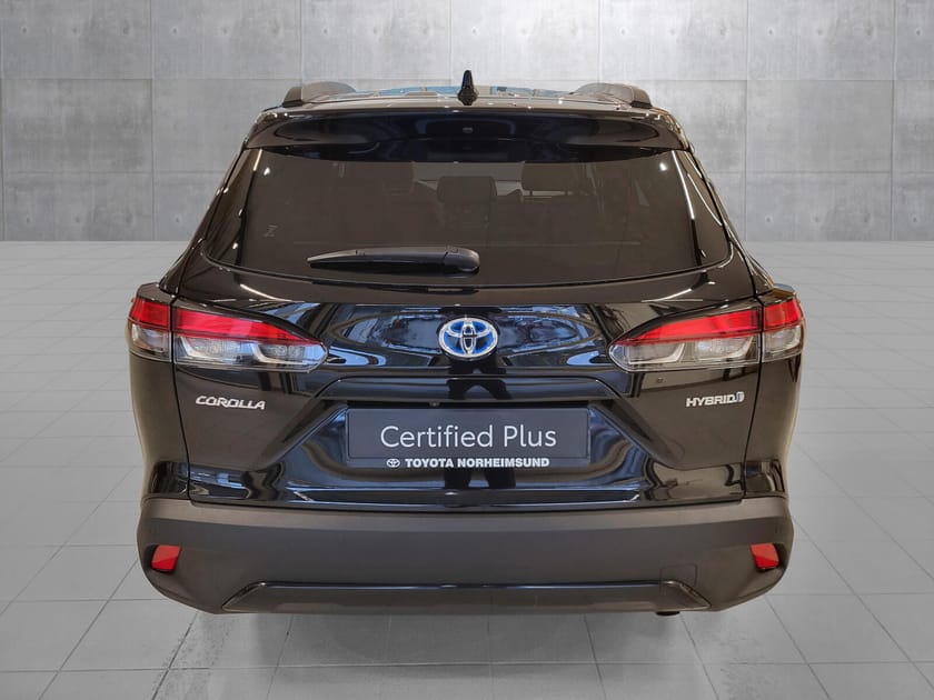 Bilde 4 av Toyota Corolla Cross Hybrid AWD-i 2.0  Executive Panorama & Leather