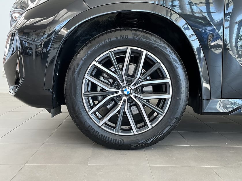 Bild 4 av BMW X1 sDrive18i 4,95 ränta M Sport Drag Rattvärme Sportstol