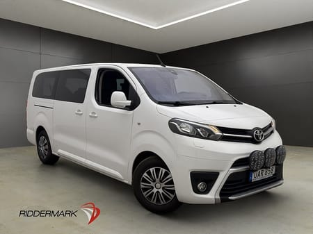 Toyota Proace Verso Extra Lång Ny-Kamrem PDC HUD 9-Sits