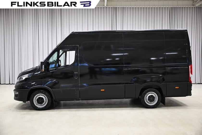 Bild 2 av Iveco Daily 35-140 Van 136HK Automat|Inredd|Webasto|3.5ton-dragvikt|Leasbar