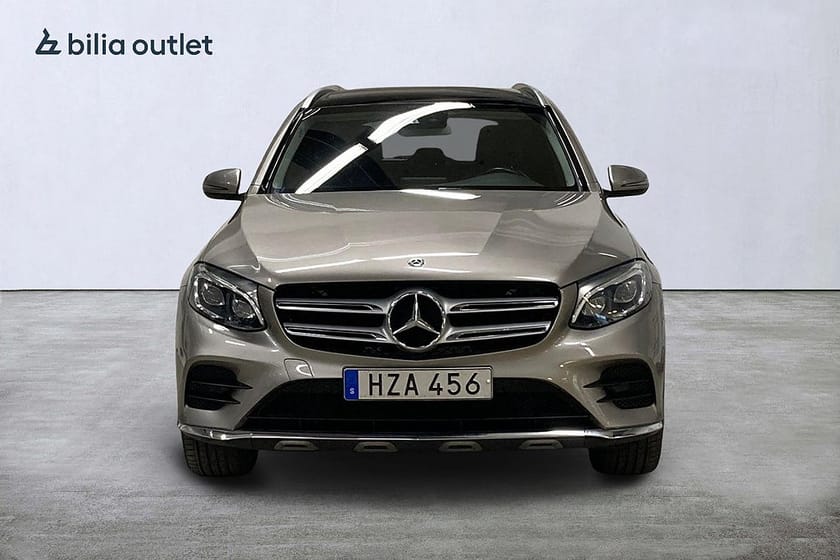 Bild 2 av Mercedes-Benz GLC 220 d 4MATIC AMG 170hk Panorama Drag Backkamera