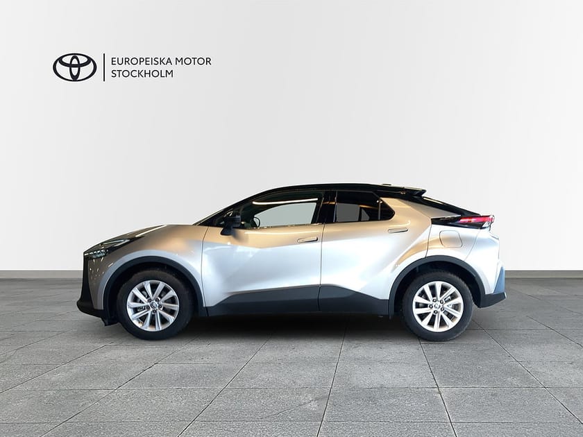Bild 3 av Toyota C-HR Hybrid 1,8 STYLE TEKNIKPAKET BI-TONE - VINTERHJUL
