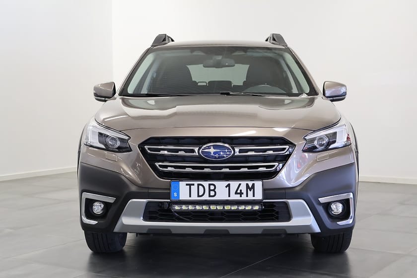 Bild 2 av Subaru Outback 2.5 4WD XFuel Adventure V-Hjul Drag M-Värm LågSkatt