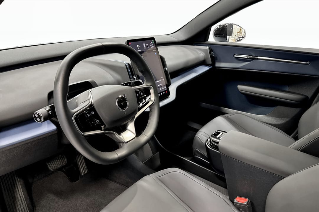 Volvo EX30 Single Motor Extended Range