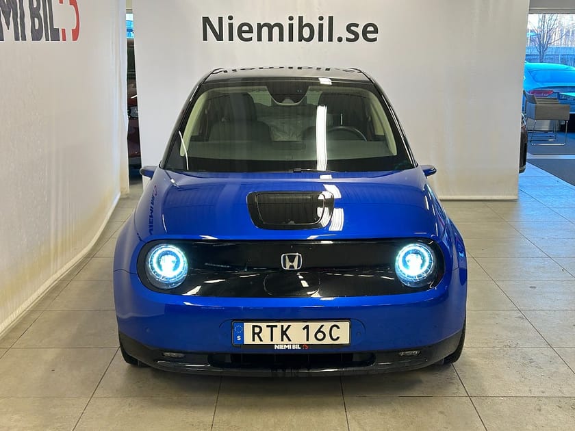 Bild 2 av Honda E 35.5 kWh 360-Kamera/AdaptivFart/Navi/Rattvärme/SoV