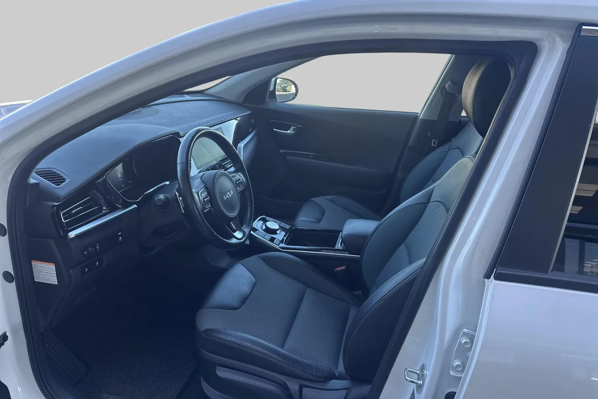 picture of a car