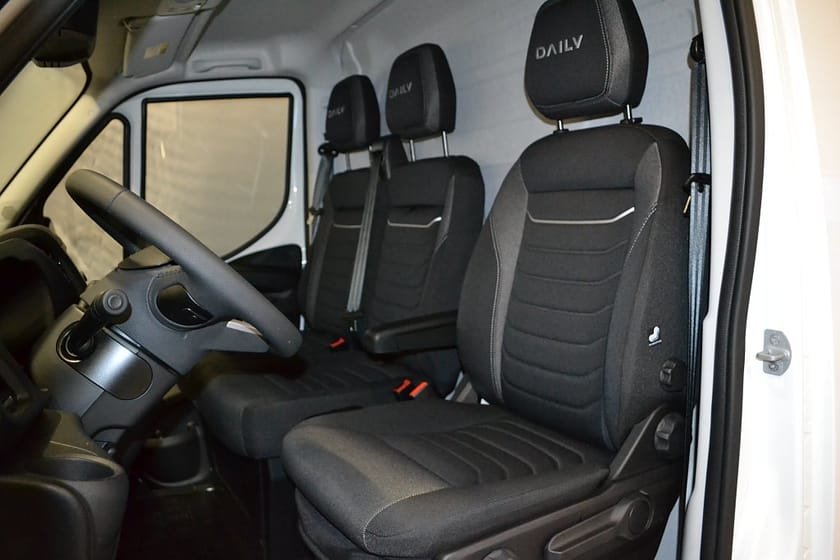 Bild 5 av Iveco Daily 35-140 Van FastLane 35S 136hk Aut Värmare 12m3 OMG Leverans