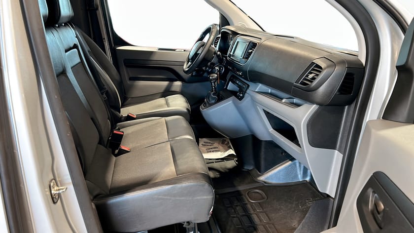 Bild 3 av Peugeot Expert Panel Van 2.0 BlueHDi 120 122hk